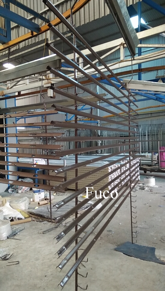 Thấu hiểu được nhu cầu của khách hàng công ty Fuco đã sản xuất ra loại cửa U Đúc sơn tĩnh điện khắc phục được nhược điểm cửa cửa U sắt sơn thường.